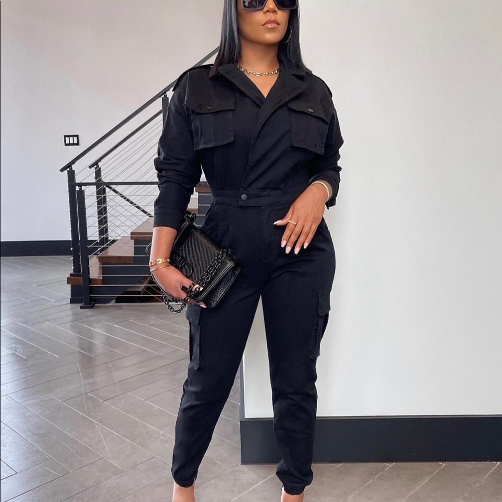 COMMAND THE ATTENTION JUMPSUIT